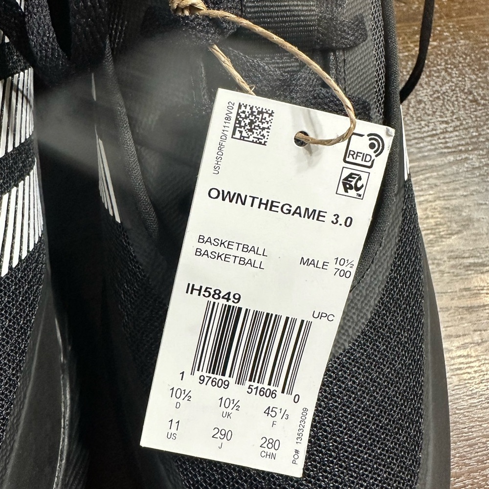 Adidas Men's Black and White Sneakers - Picture 9 of 10